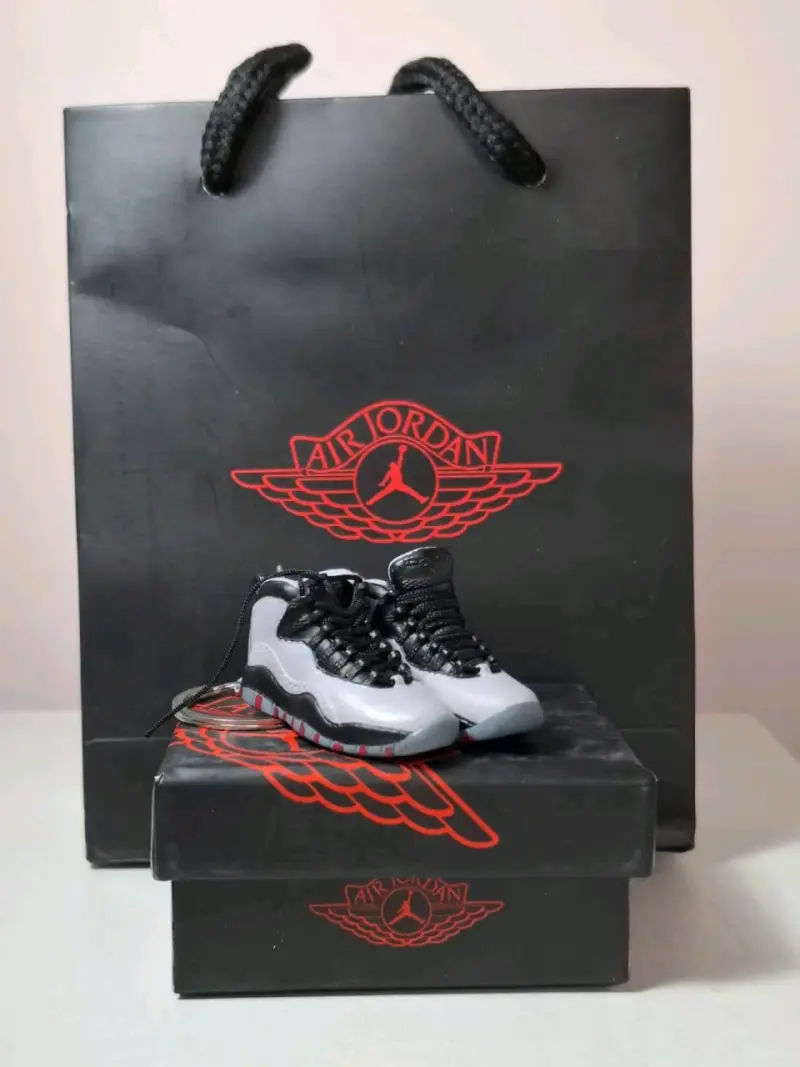 Llavero 3D Jordan Retro - 5