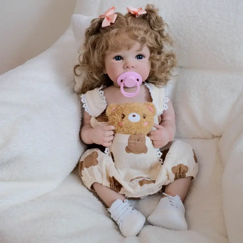 Muñeca Reborn de Vinilo con Vestido de Osito - 2