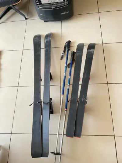 Par de esquís con bastones para adultos y niños - miniatura 2
