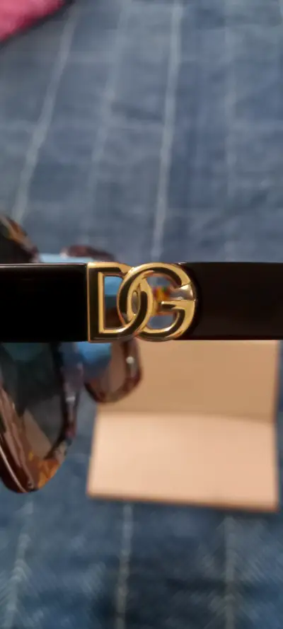 Gafas de sol Dolce & Gabbana con diseño colorido - miniatura 1