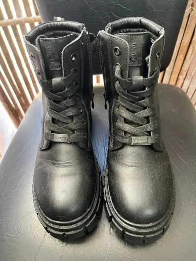 Botas negras de cuero para mujer Teener - miniatura 1