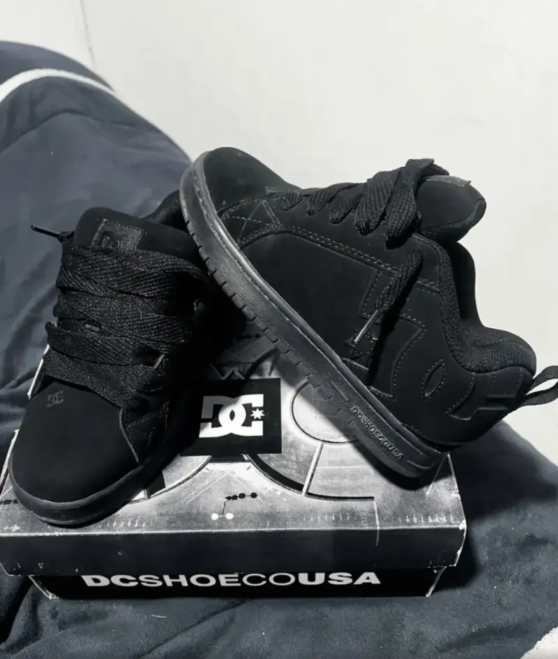 Zapatillas DC Court Graffik negras talla 4 - 1