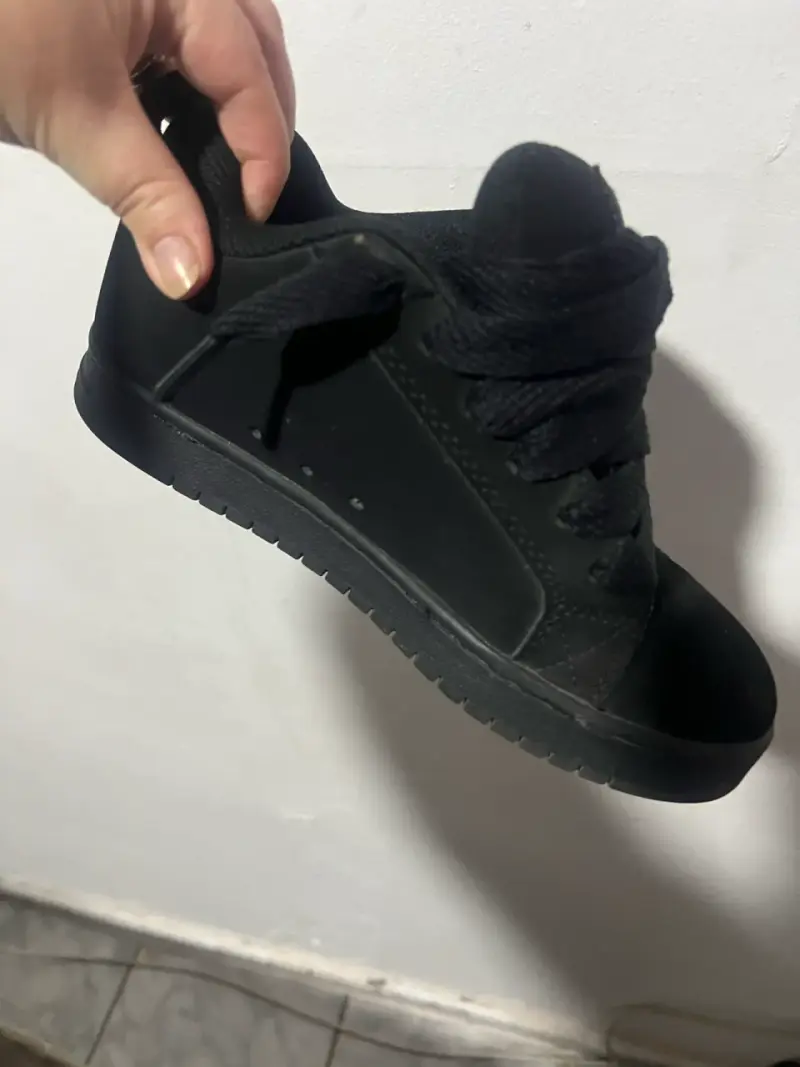 Zapatillas DC Court Graffik negras talla 4 - 4