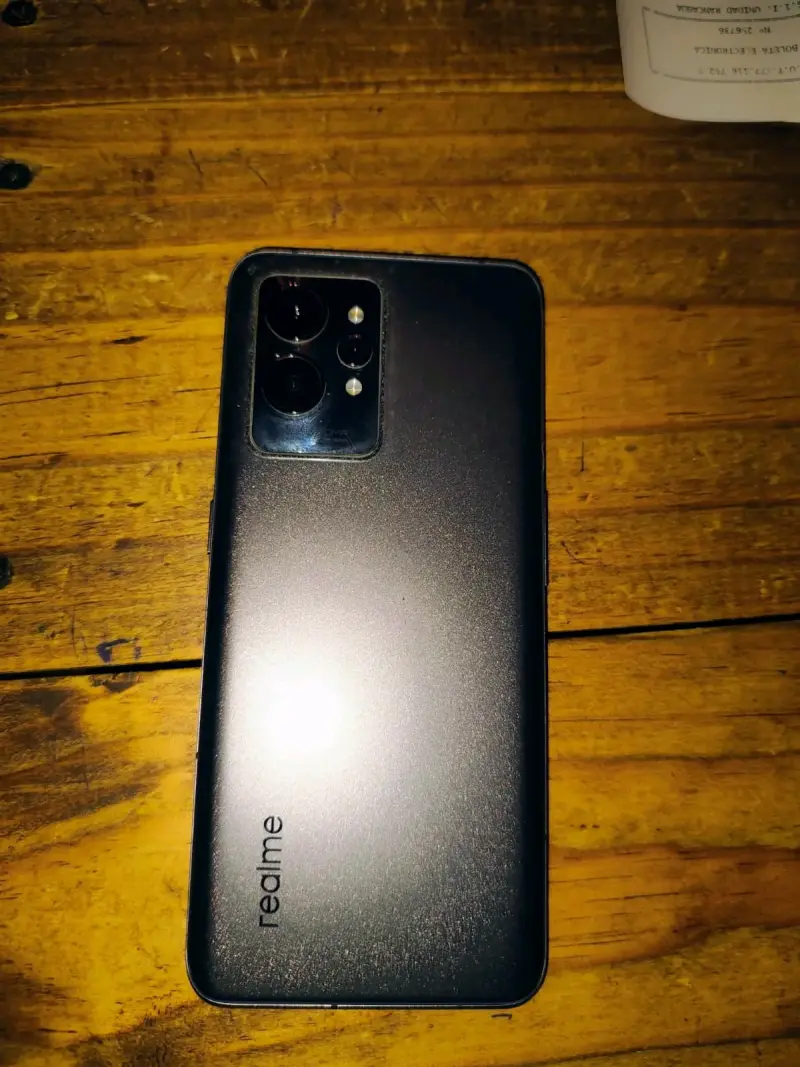 Realme 2 gt2 pro 256 gigas 12 ram - 2