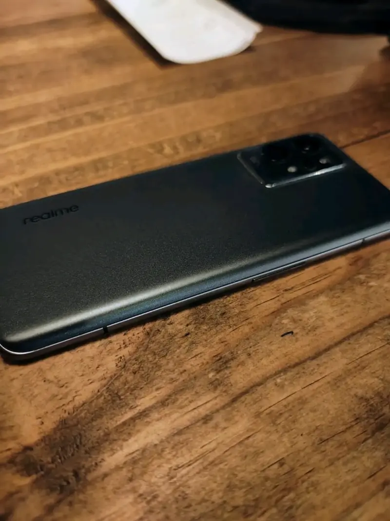 Realme 2 gt2 pro 256 gigas 12 ram - 5