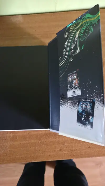 Libro Skulduggery Pleasant Detective Esqueleto - miniatura 4