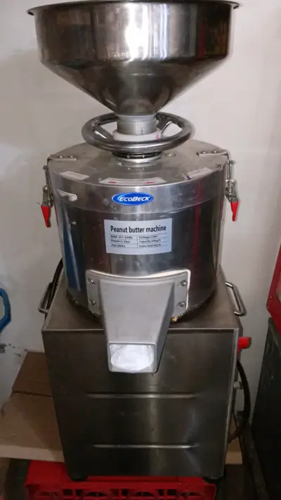 Máquina para mantequilla de maní Ecobeck DM-ZJ-160L - miniatura 3