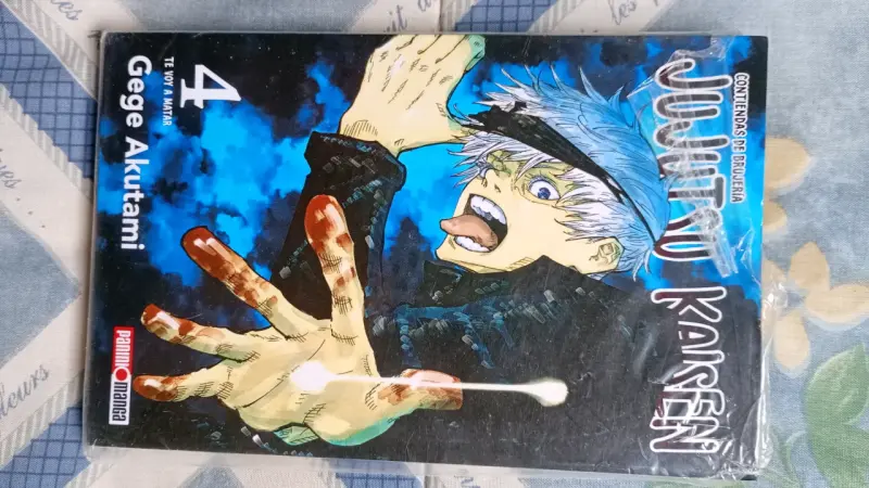 Manga Jujutsu Kaisen Volumen 4 de Gege Akutami
