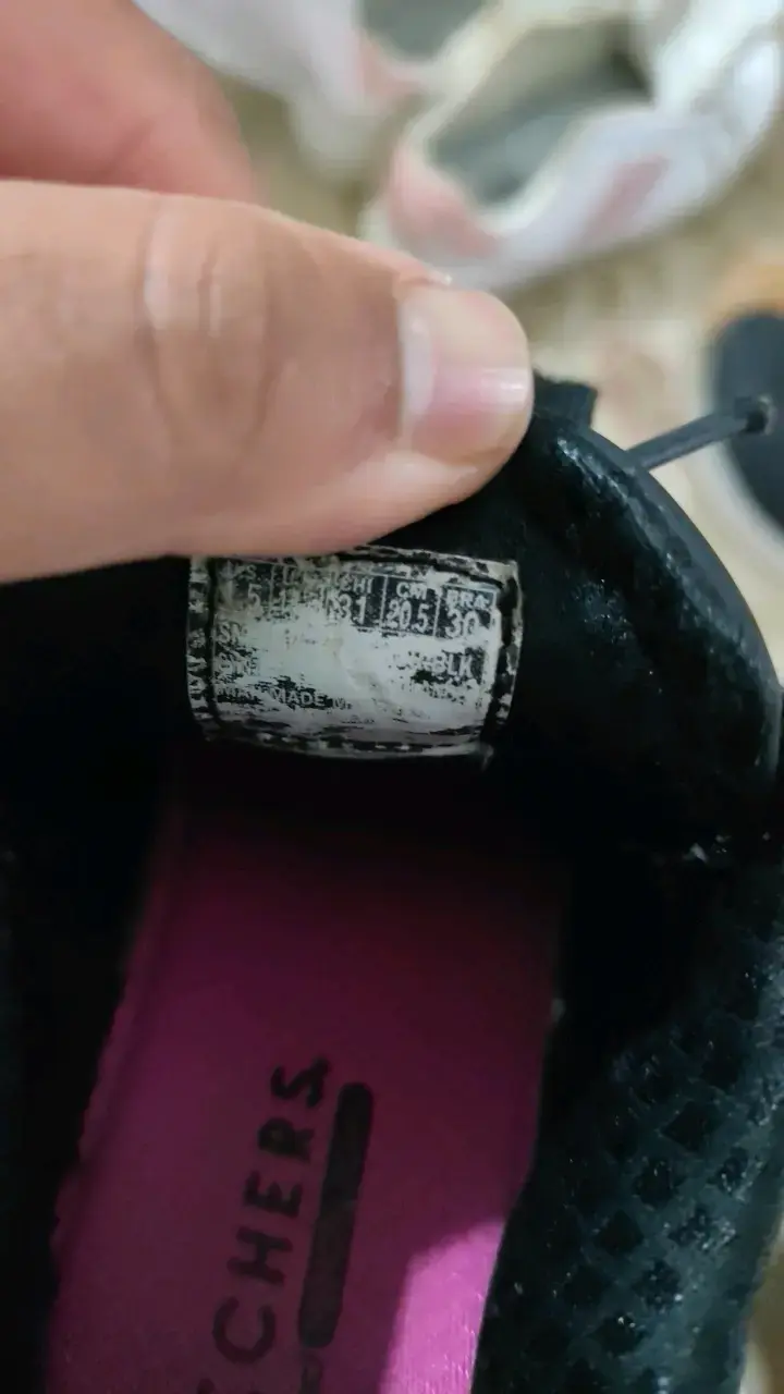 Zapatillas deportivas negras Skechers para mujer - 1