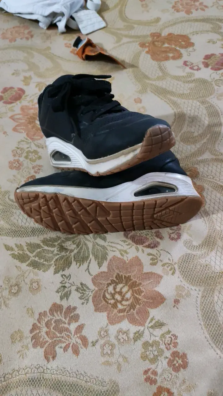 Zapatillas deportivas negras Skechers para mujer - 4