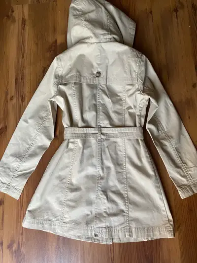 Trench coat beige GAP niño (a) - miniatura 2