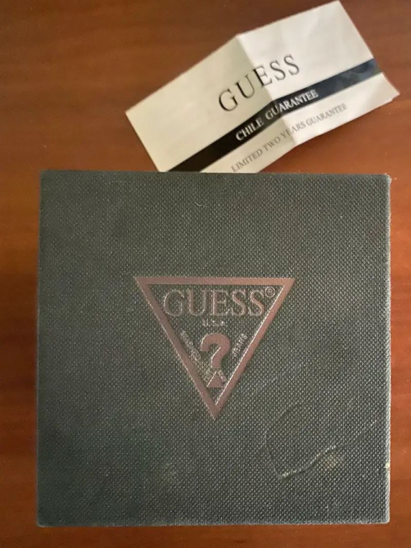 Reloj Guess dorado con cronógrafo para hombre - 3