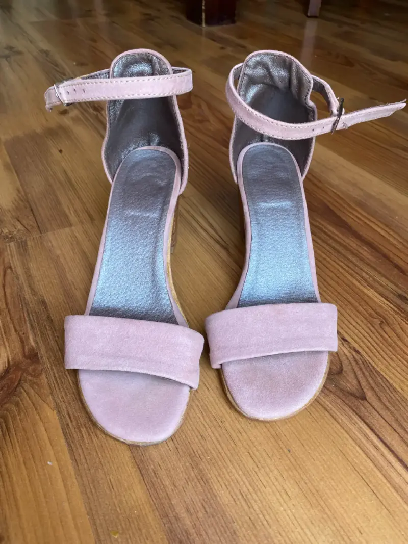 Sandalias de tacón grueso color palo de rosa - 2