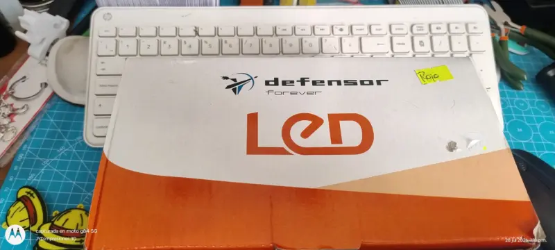 Linterna LED recargable Defensor 79-35 - 4
