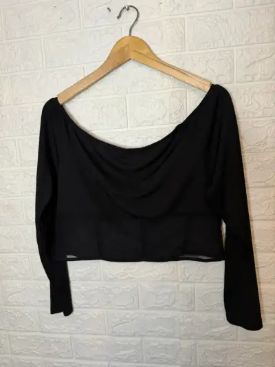 Top negro con transparencia SHEIN - miniatura 5