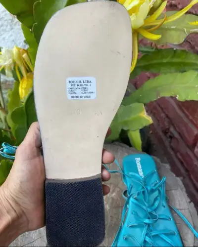 Sandalias de mujer azul turquesa con tiras - miniatura 2