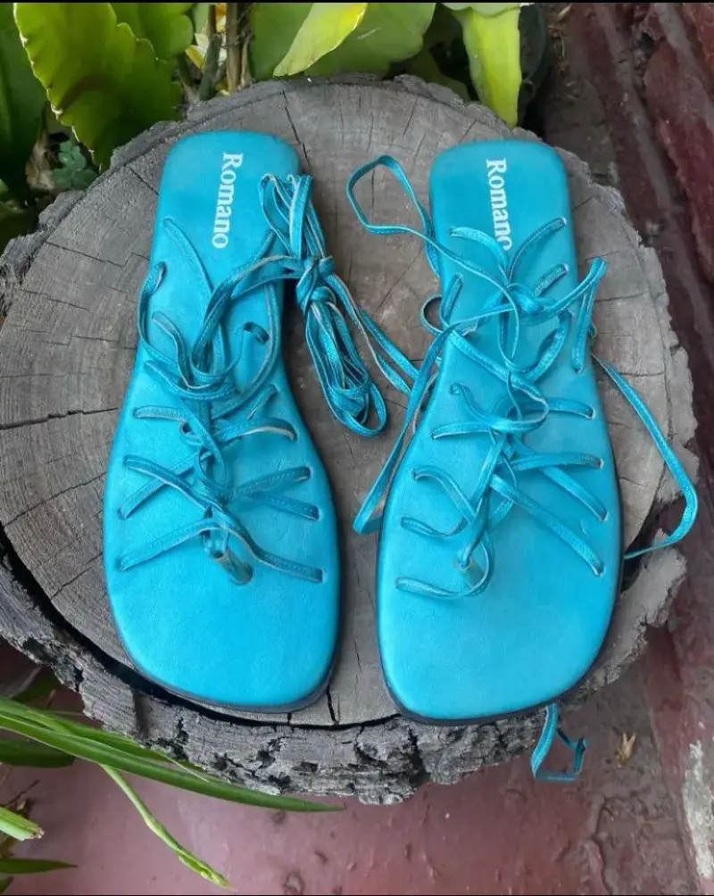 Sandalias de mujer azul turquesa con tiras - 3