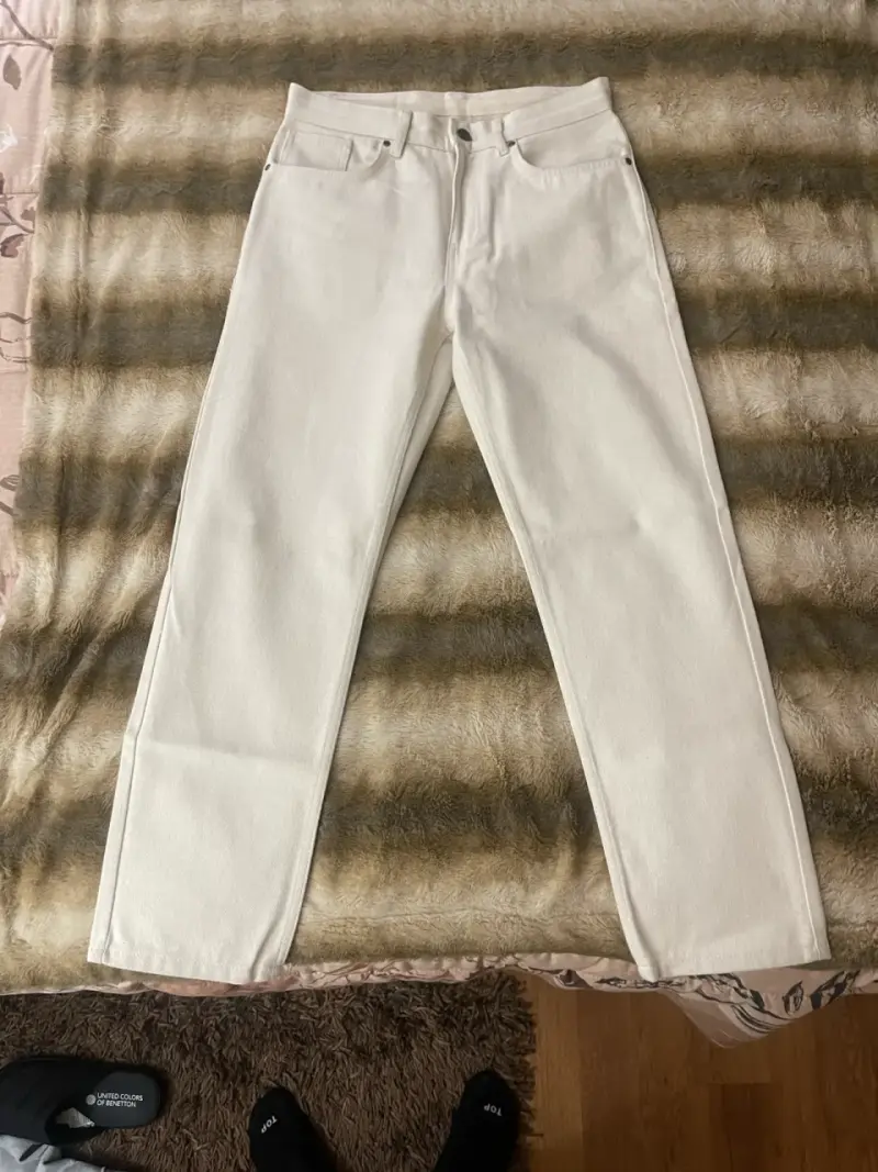 Jeans blancos de mezclilla Zara para hombre / muje - 2