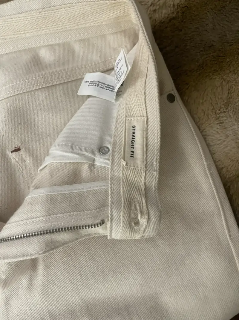 Jeans blancos de mezclilla Zara para hombre / muje - 5