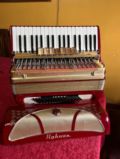 Acordeón Hohner Lucia II P - miniatura 5