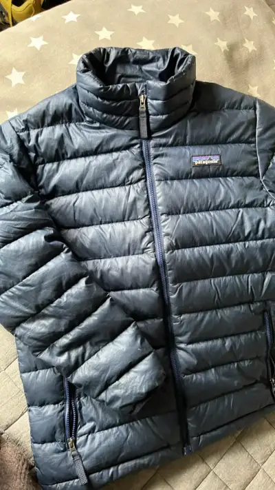 Chaqueta de plumas Patagonia azul  niño - miniatura 1