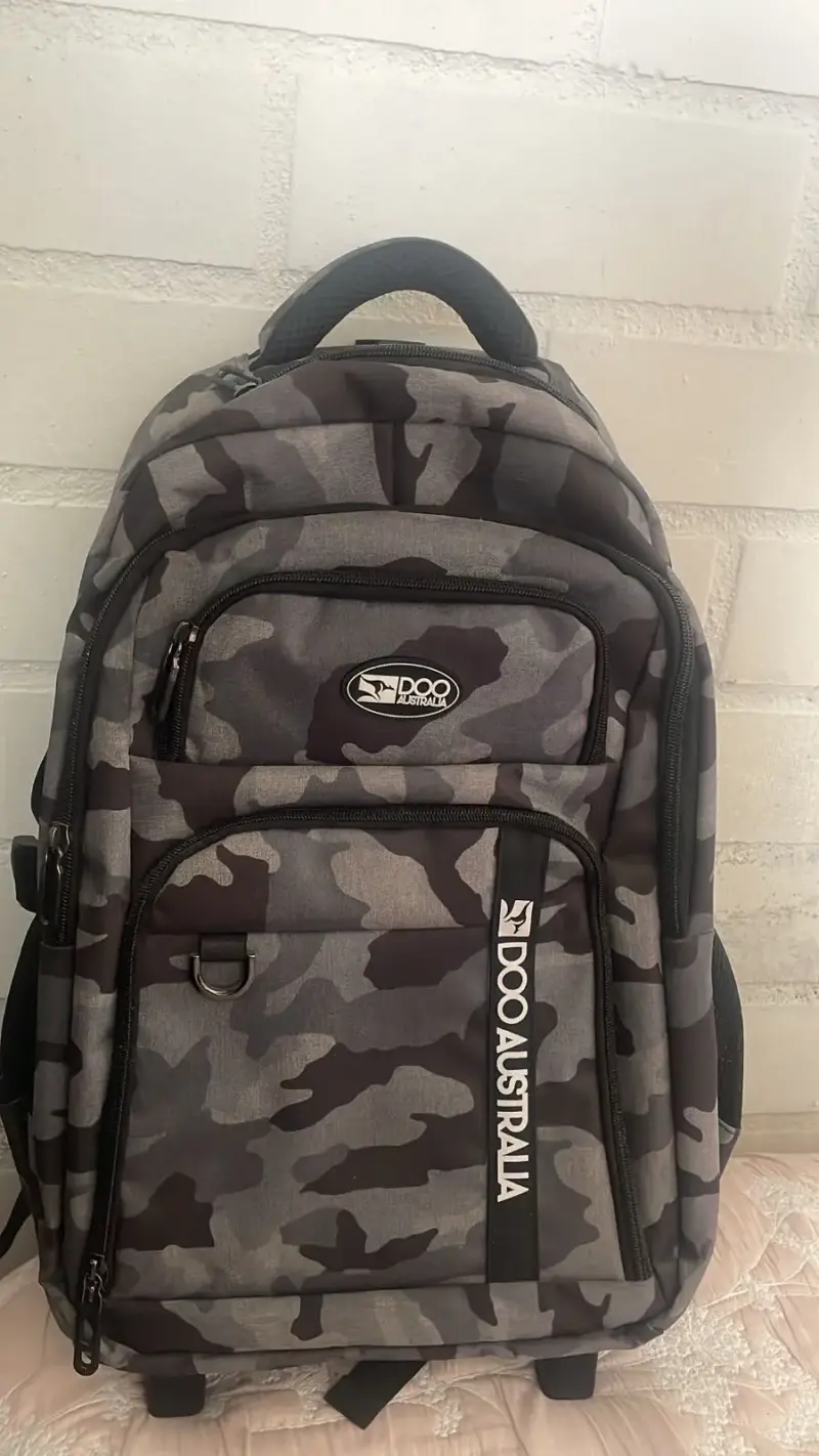 Mochila más todos los juguetes - 2