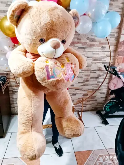 Gran oso de peluche con corazón 'Love' - miniatura 1