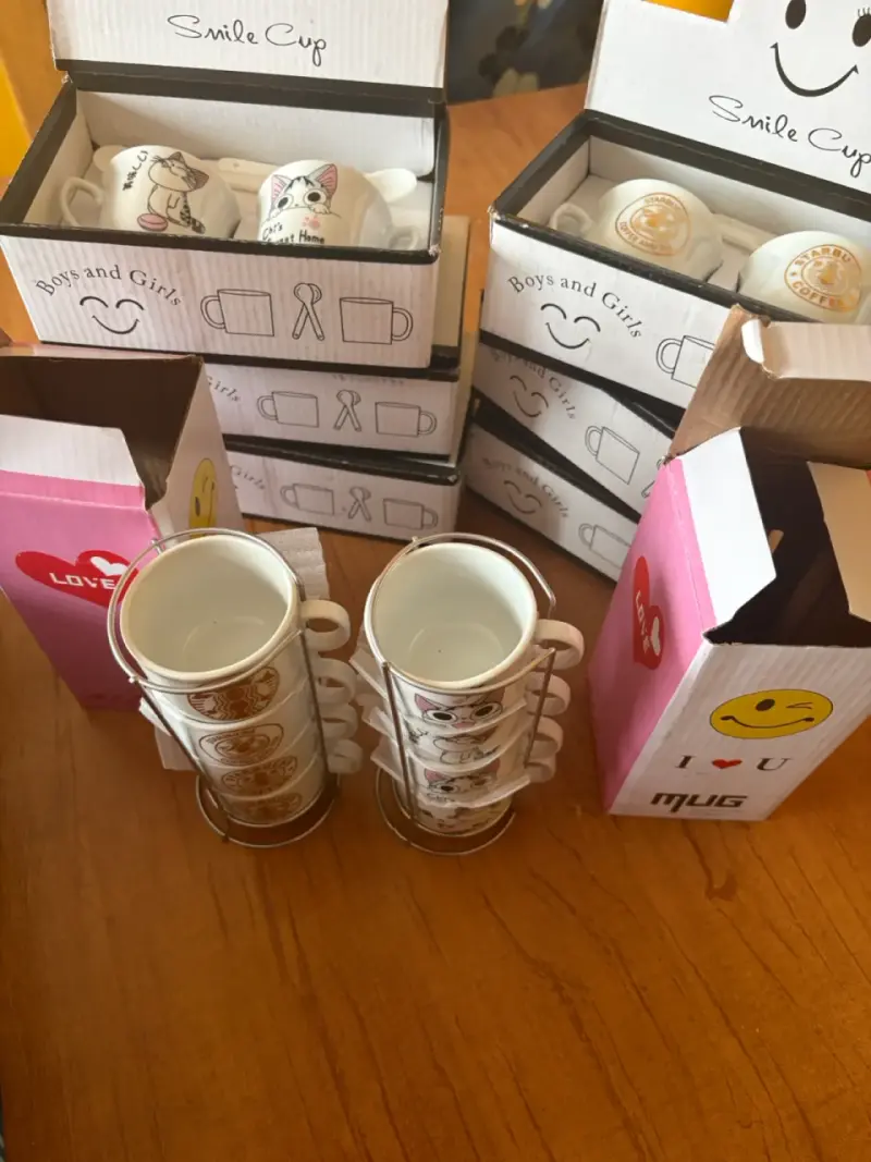 Set de tazas Smile Cup con diseño emoticonos - 2