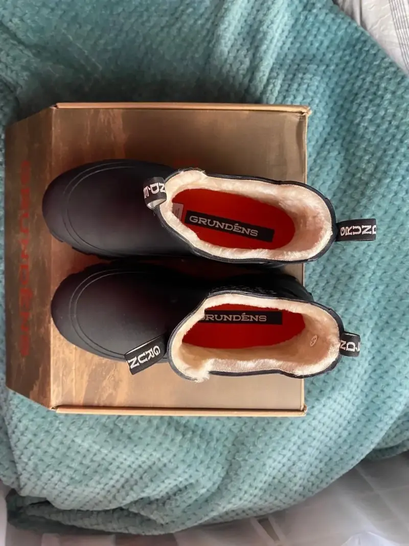 Botas de invierno Grundéns negras con forro térmico - 2