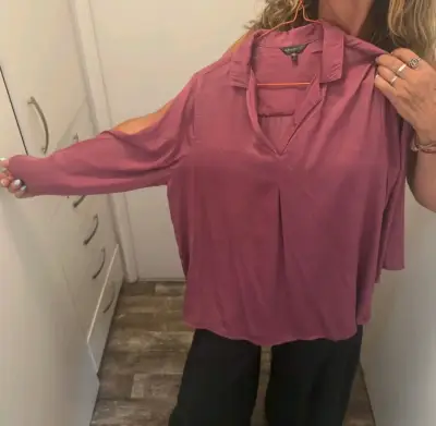 Blusa morada de mujer Lawrence con mangas largas - miniatura 2