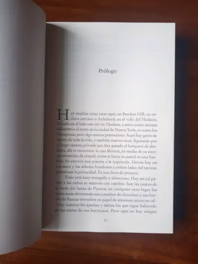 Una Familia No Tan Feliz, Shari Lapena. Libro. - miniatura 5
