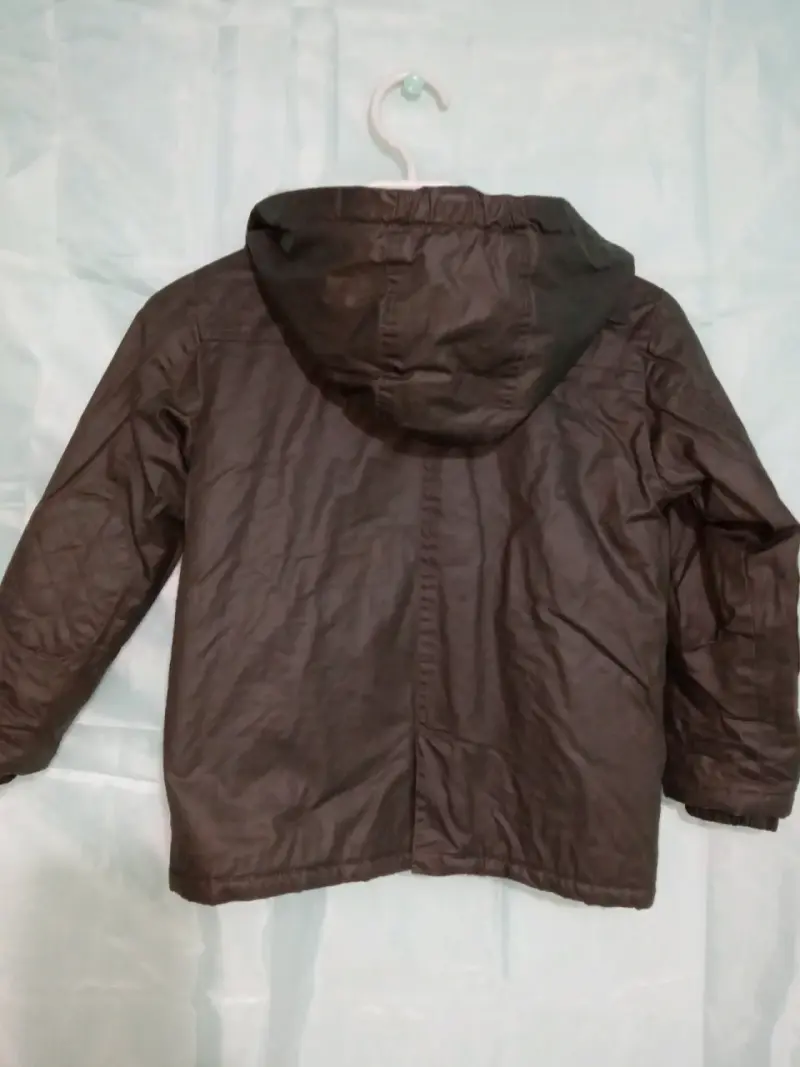 Chaqueta de invierno para niño con capucha - 4
