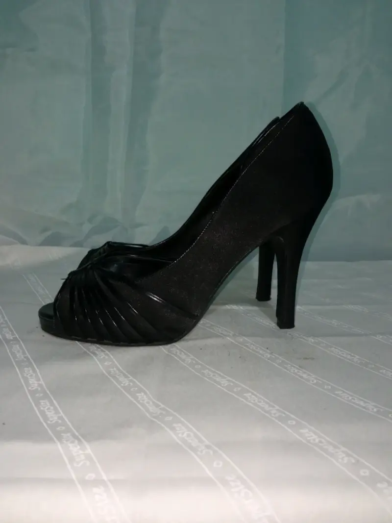 Zapatos de tacón alto negros elegantes - 4