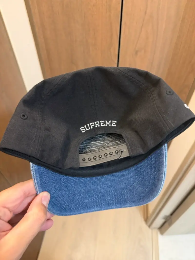 Gorra de mezclilla Dickies y Supreme - 2