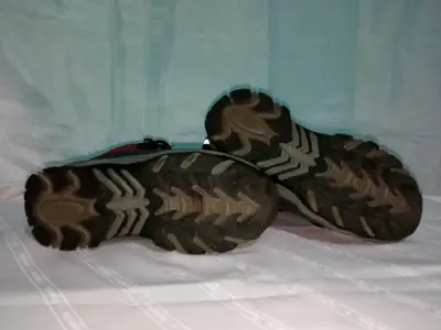 Botas de montaña rojas para trekking. Talla 30. - miniatura 4