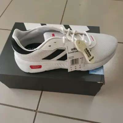Zapatillas deportivas Adidas blancas con negro - miniatura 3