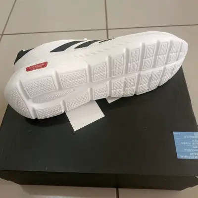 Zapatillas deportivas Adidas blancas con negro - miniatura 4