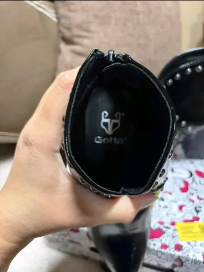Botines de cuero negro con tachas - miniatura 5