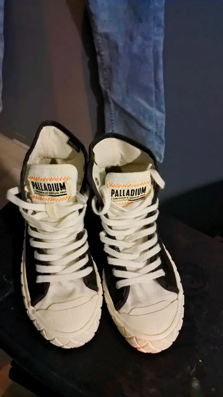 Zapatillas altas Palladium blancas y negras - 2