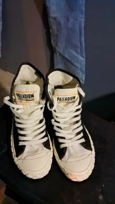 Zapatillas altas Palladium blancas y negras - miniatura 2