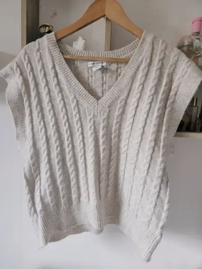Chaleco, vest - miniatura 1