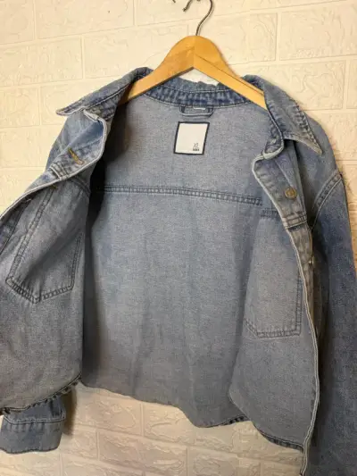 Chaqueta de jeans azul claro mujer - miniatura 3