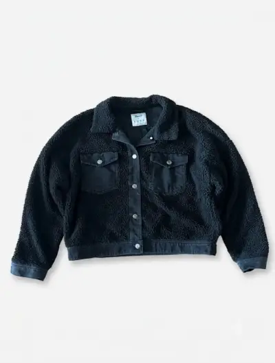 Chaqueta de lana negra con botones - miniatura 2