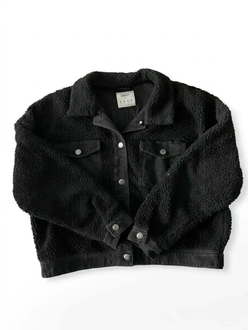 Chaqueta de lana negra con botones - 4