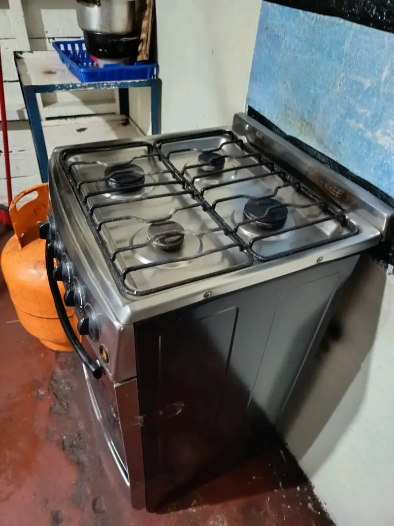 Cocina a gas de 4 quemadores en acero inoxidable - 2