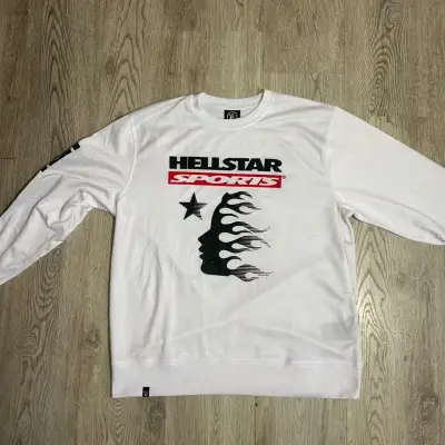 Polera blanca con diseño gráfico Hellstar Sports - miniatura 2