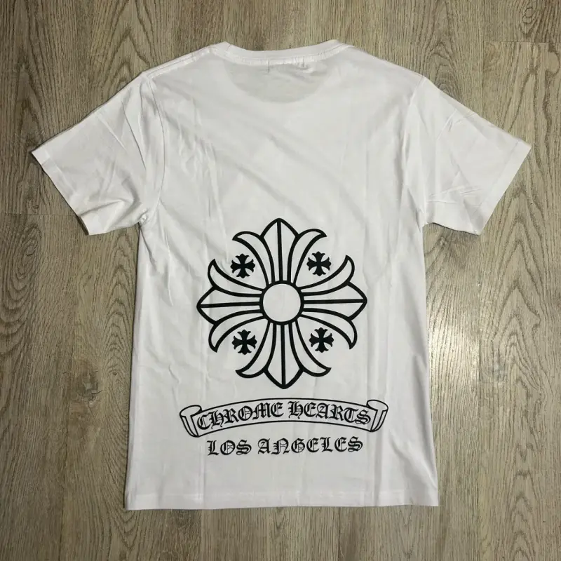 Polera blanca con diseño gráfico Hellstar Sports - 3