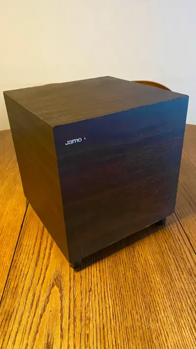 Subwoofer Jamo SUB 210, 200W de Potencia - miniatura 1