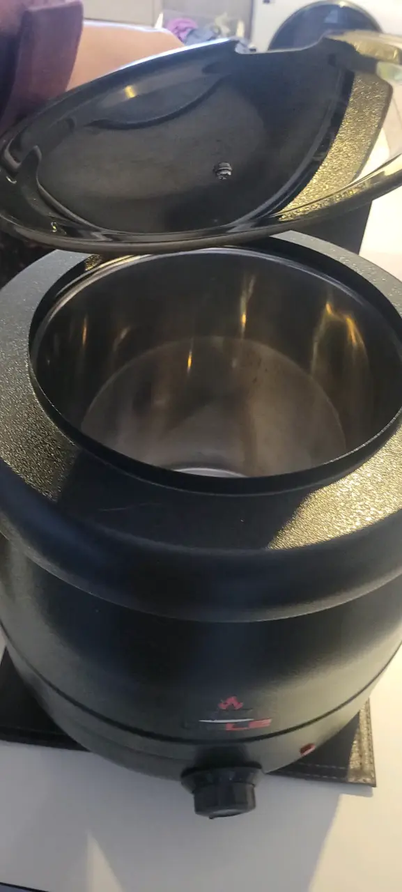 Congelador Bozzo/ waflera/freidora doble/olla sopa - 6