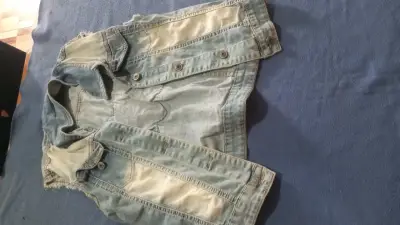 Chaqueta de mezclilla con bordado de águila - miniatura 4
